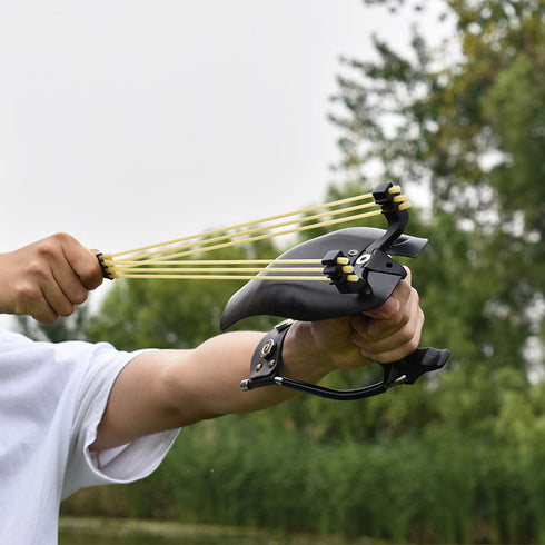 Hot-selling Hunting Slingshot with Strong Magnetic Protective Plate for Fish Hunting Outdoor Hunting Accessories